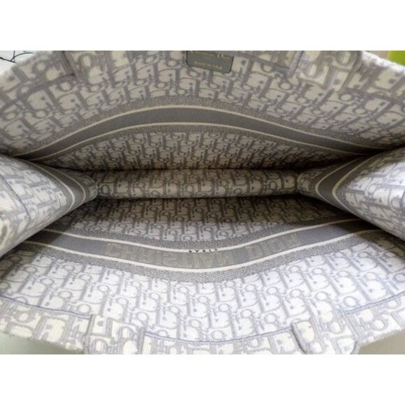 Christian Dior Oblique Canvas Book Tote Bag - Picture 7 of 10